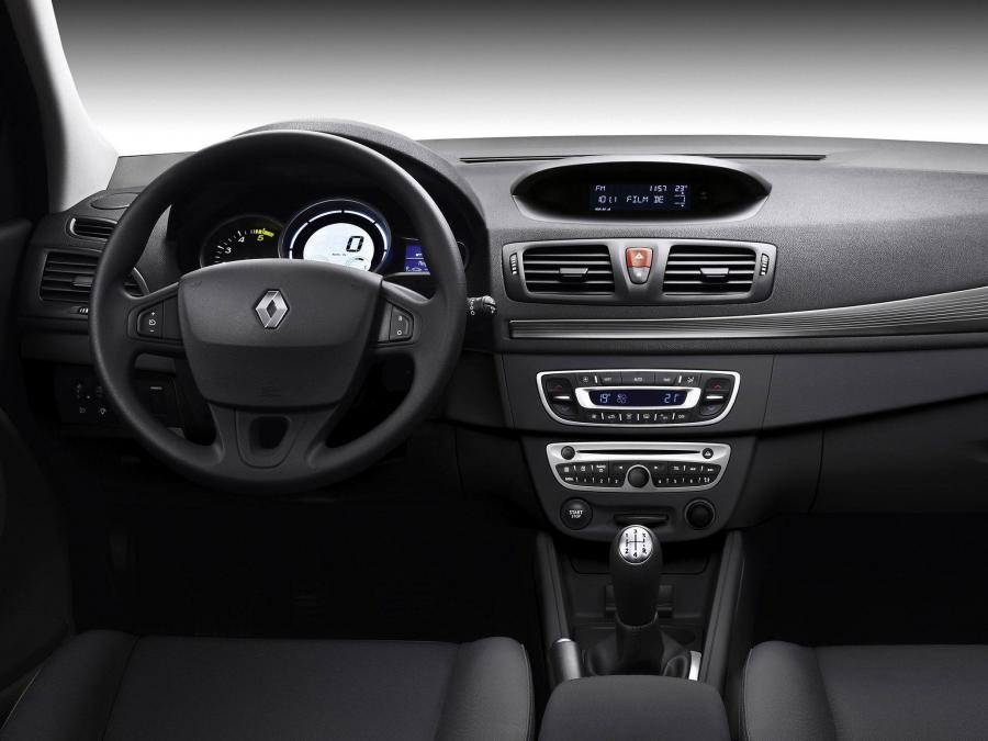  Renault Megane Sport Tourer 2009 года  (фото 12 из 29)